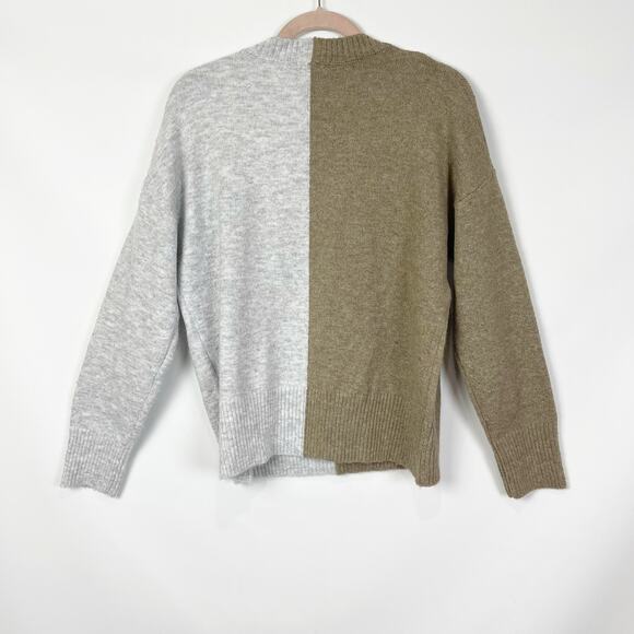 Sweet Romeo Colorblock Vneck Sweater Tan Gray Large Nordstrom NWT - Picture 7 of 7